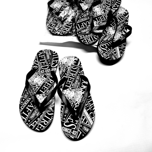 flip flops - Picture 1 of 2